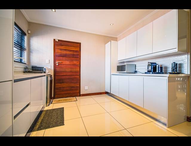 5 BEDROOM HOUSE FOR SALE IN TERENURE